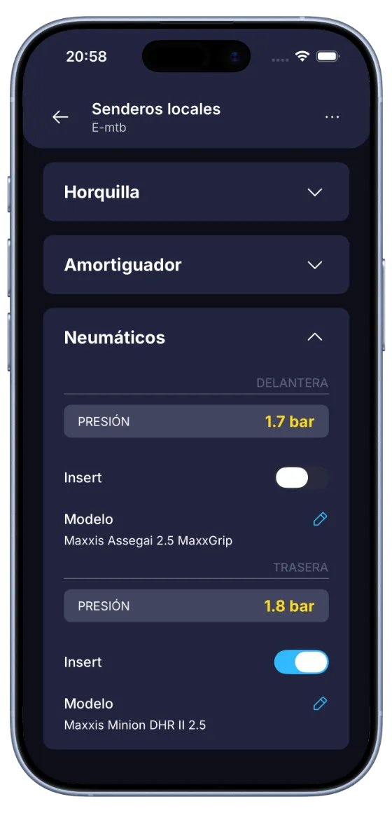 Pantalla de configuración de BouncyBits con ajustes de horquilla, amortiguador y neumáticos